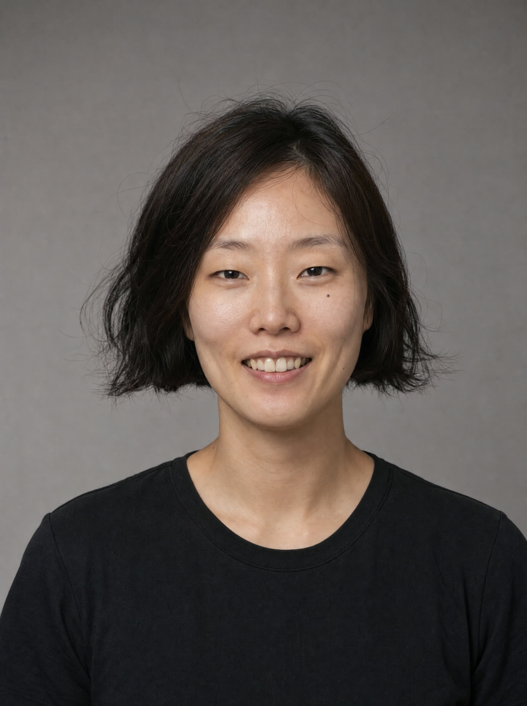 [얼굴] 작고 입이 넓은